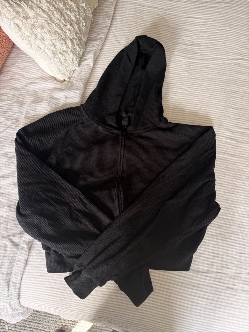 Skims Cropped Black Ribbed Zip Hoodie